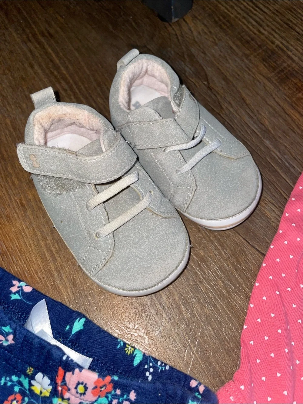 Girl’s Size 6 Months Carter’s Lot (23 Items) Great Condition